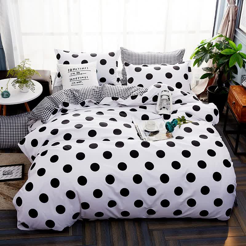 NNEDSZ Black Polka Dot Premium Three-Piece Bedding Set - Comfortable Polyester with Adjustable Corner Straps (Quilt Cover 200*230CM + Pillowcase 51*76CM*2)-0