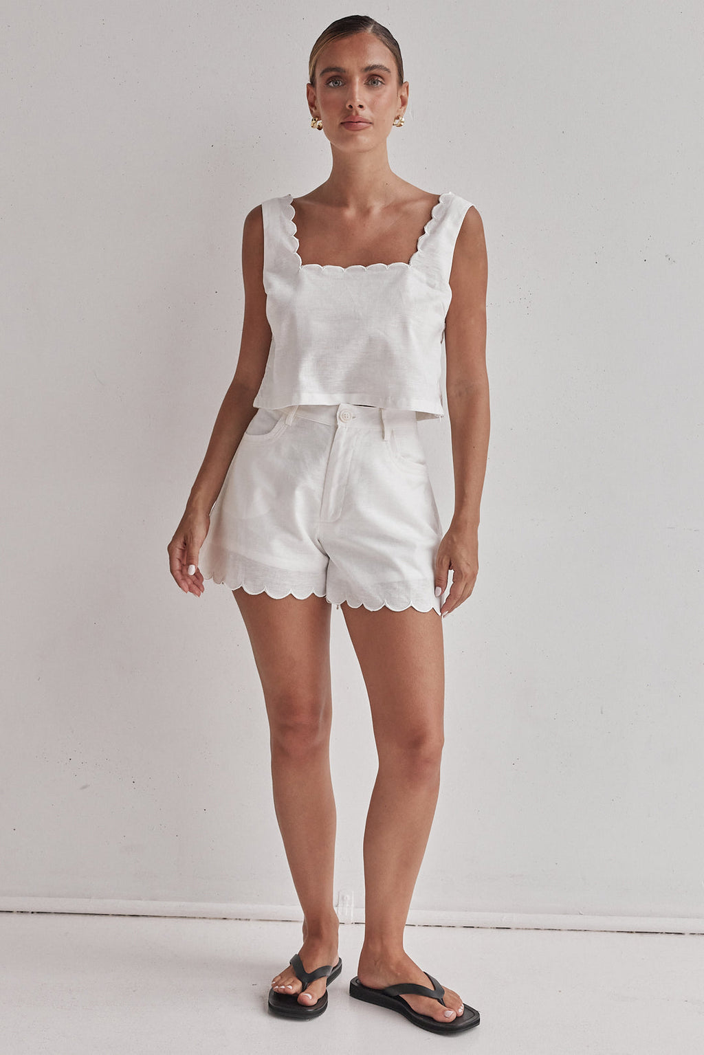 White Linen Crop Top with Scalloped Hem – Minimal & Elegant-2