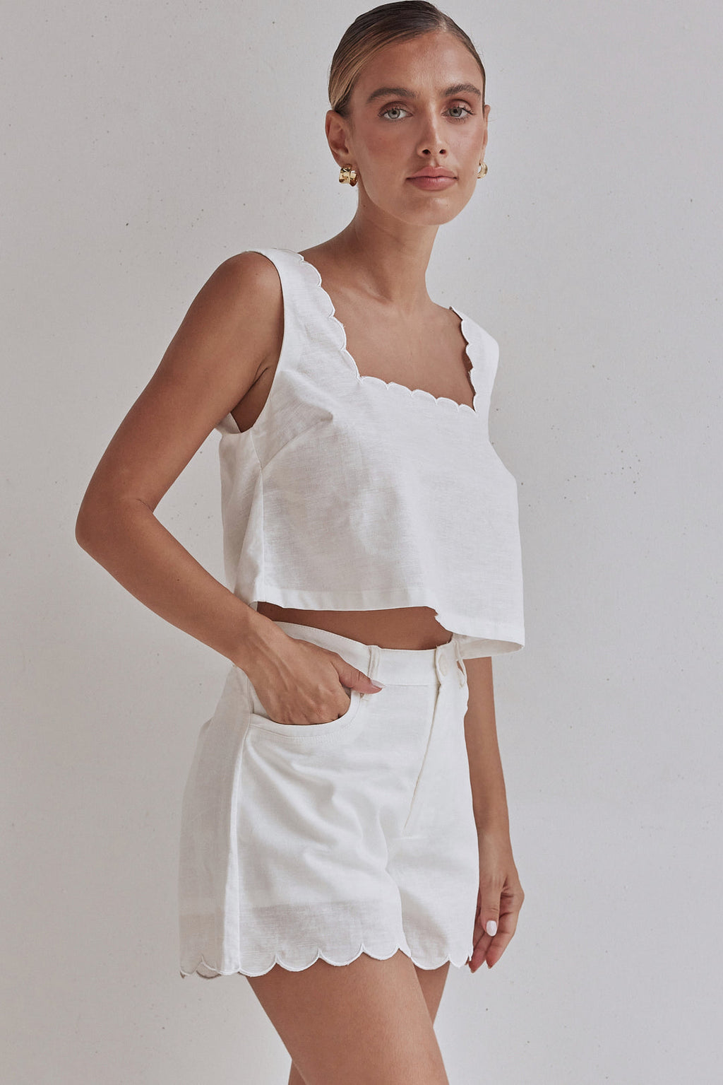 White Linen Crop Top with Scalloped Hem – Minimal & Elegant-1